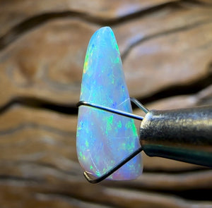 3.15cts - South Australian White Opal Double Sided