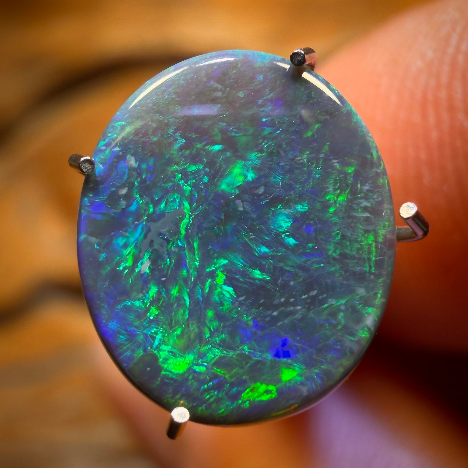 2.1cts - Black Opal from Lightning Ridge