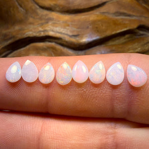 🔒2.2cts - 8x South Australian White Opal’s. Wholesale Dealers Parcel