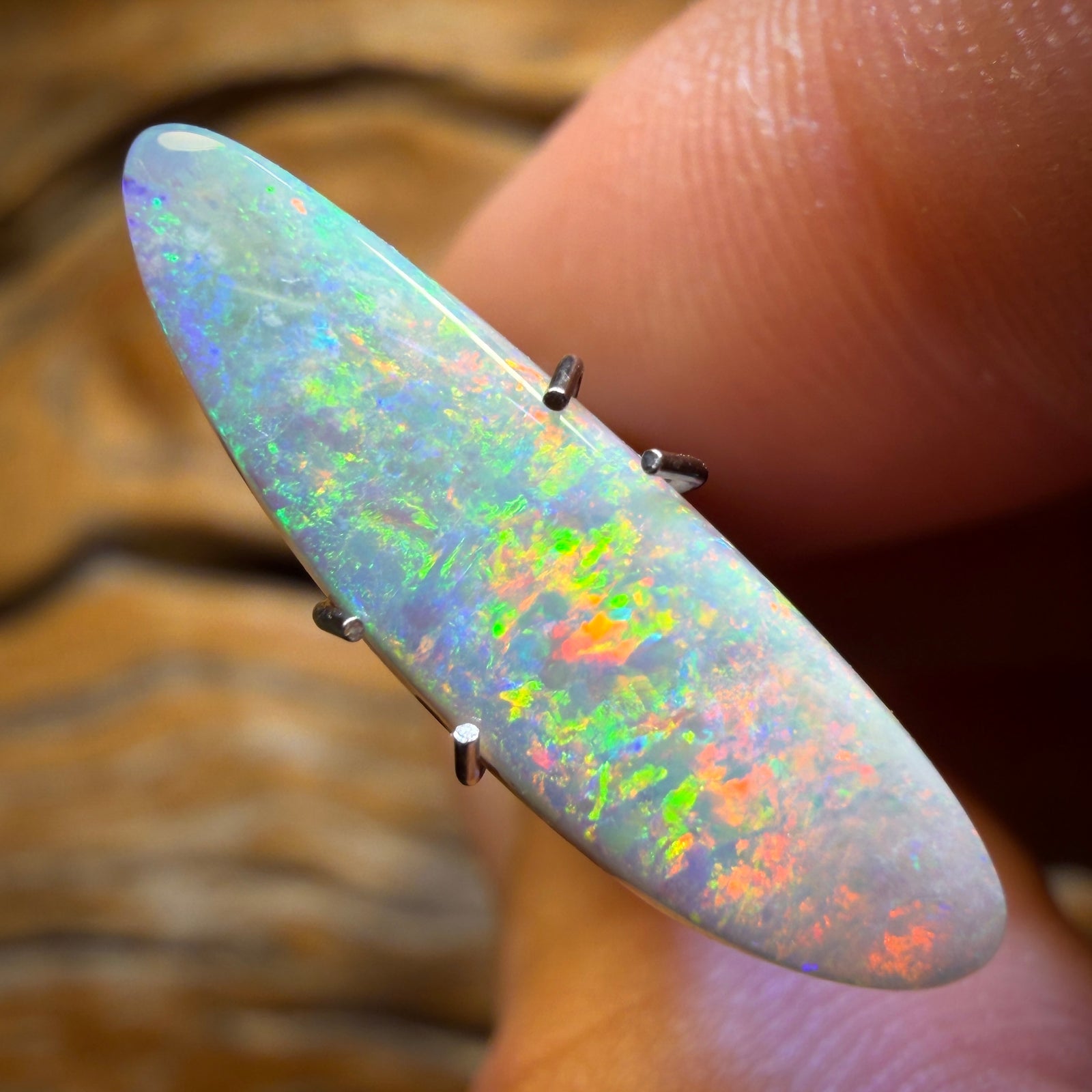 2.2cts - Dark Opal from Lightning Ridge