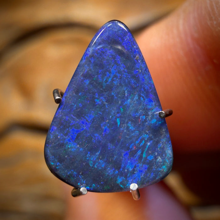 2.2cts - Queensland Boulder Seam Opal from Winton
