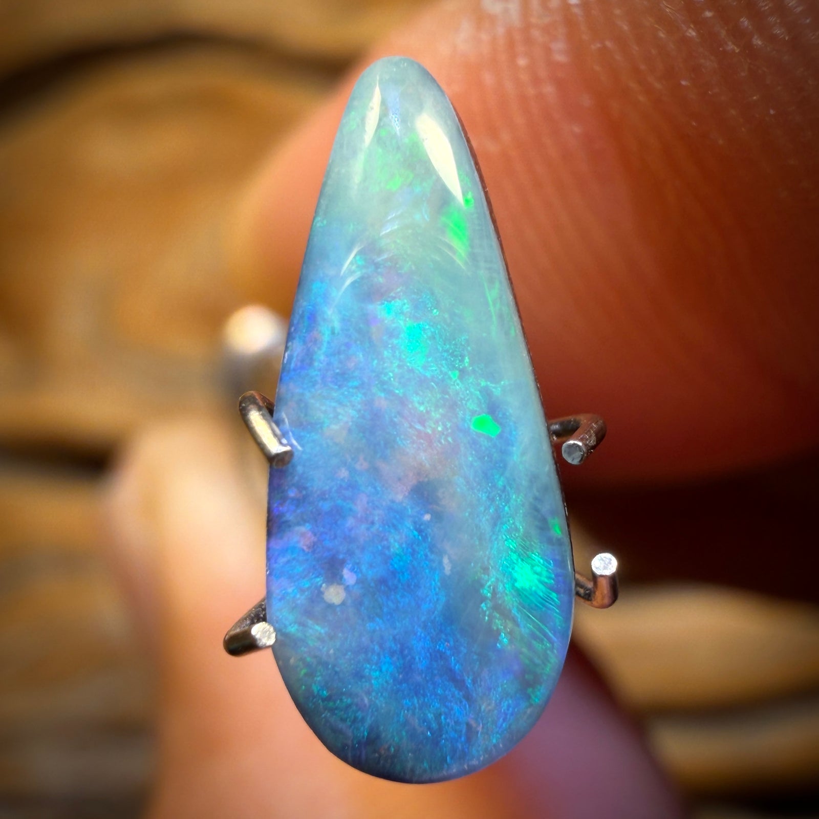 2.3cts - Australian Boulder Seam Opal from Winton