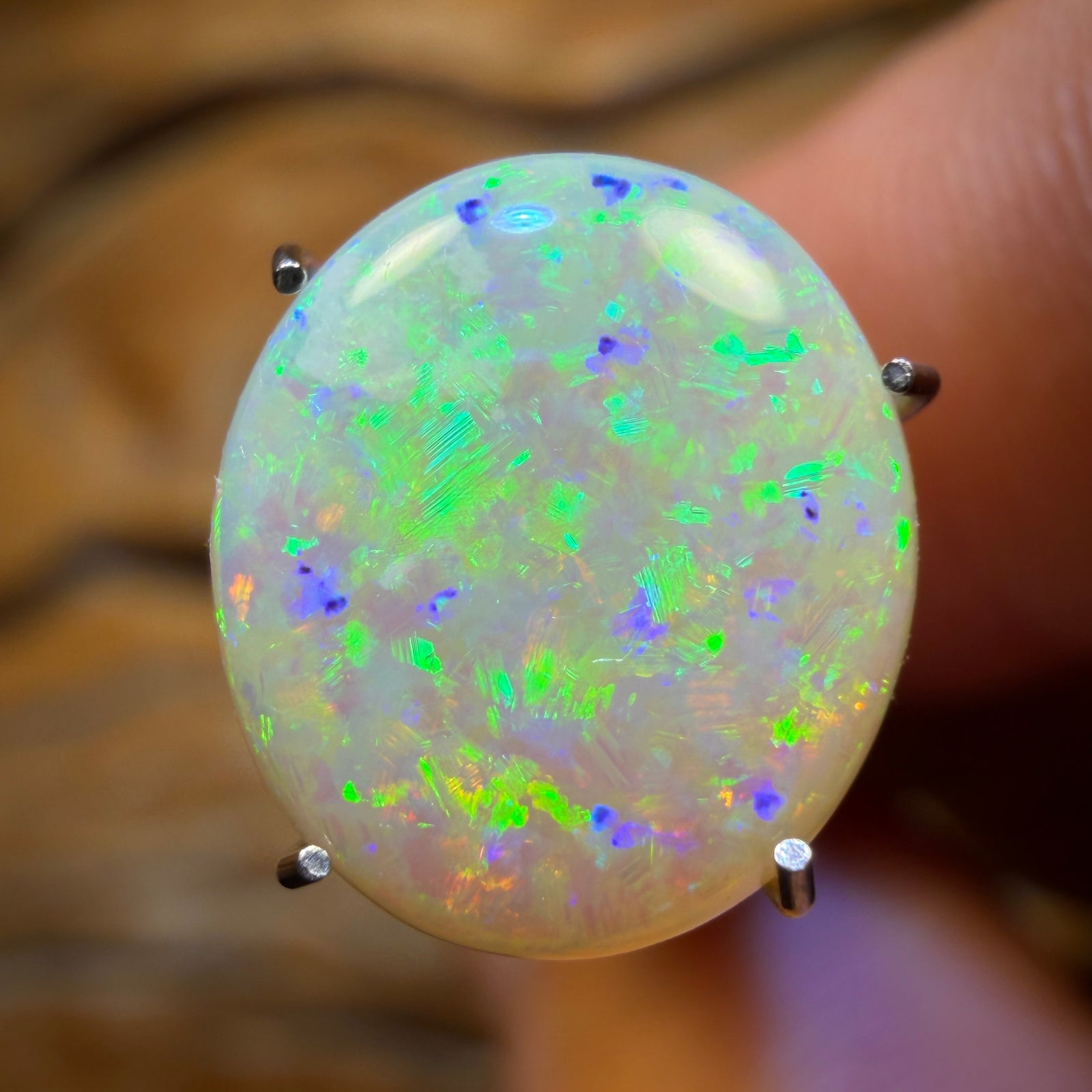 2.5cts - Lightning Ridge Light Opal