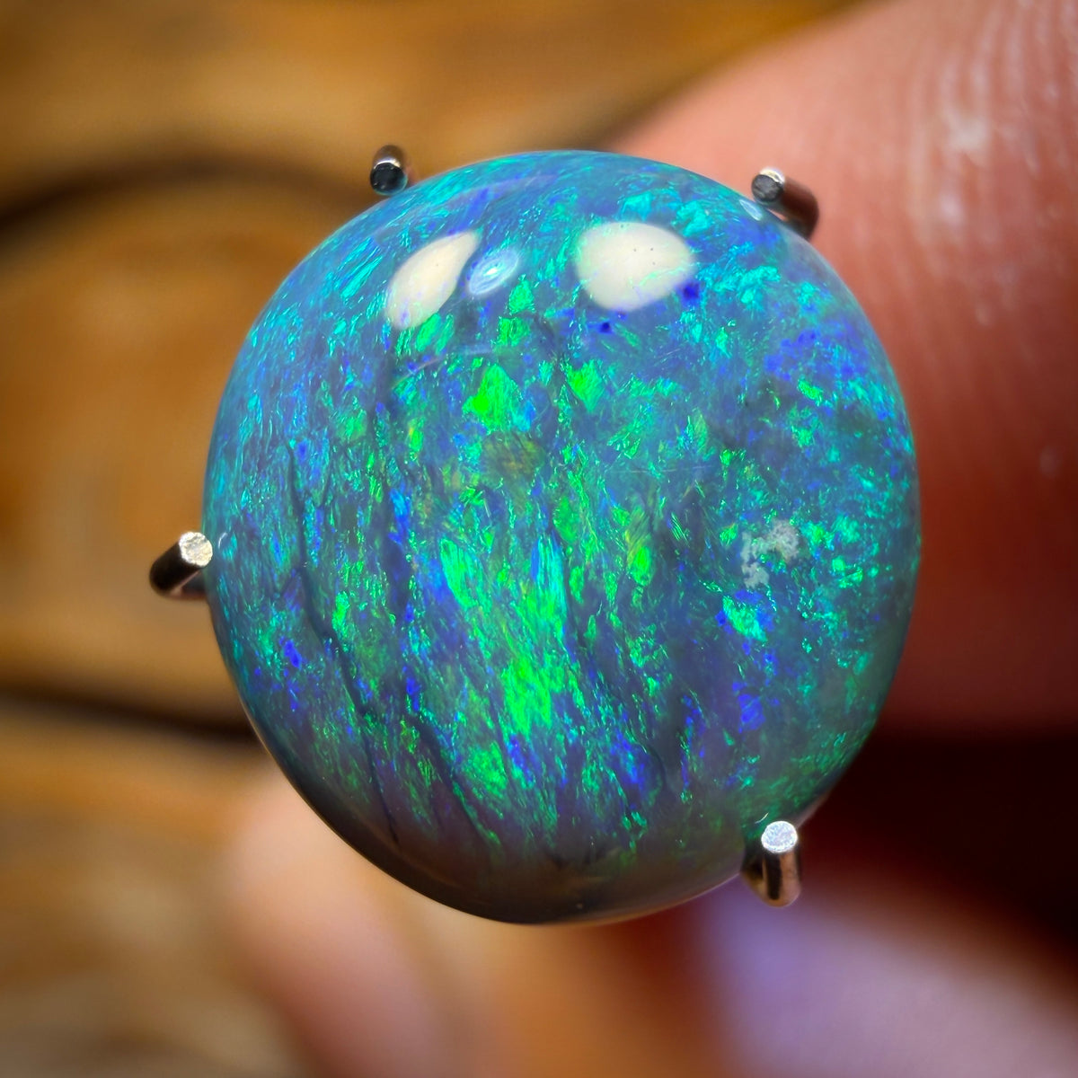 2.6cts - Black Opal from Lightning Ridge