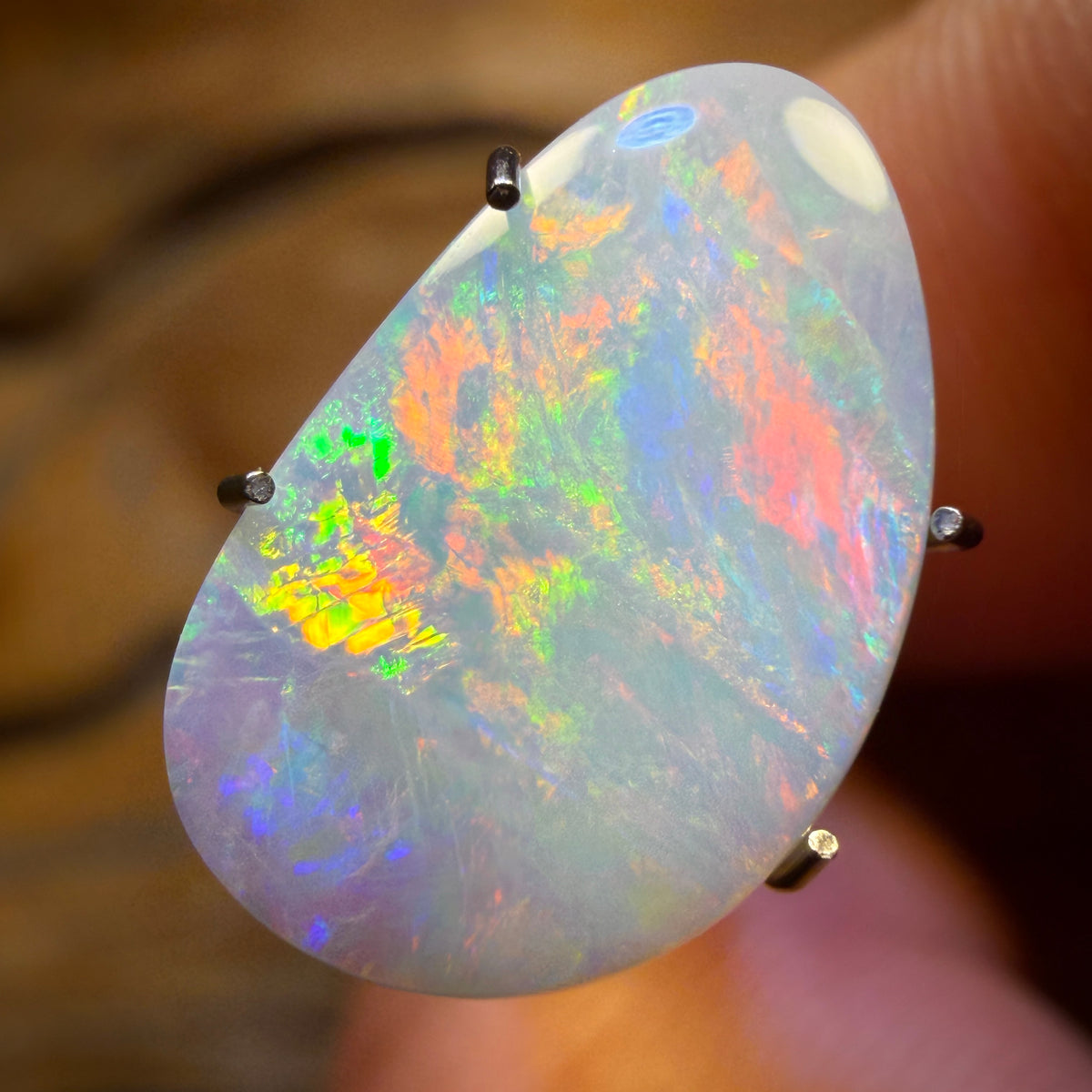 2.6cts - South Australian White Opal from Coober Pedy