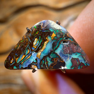 2.7cts - Tribal Queensland Boulder Opal from Yowah
