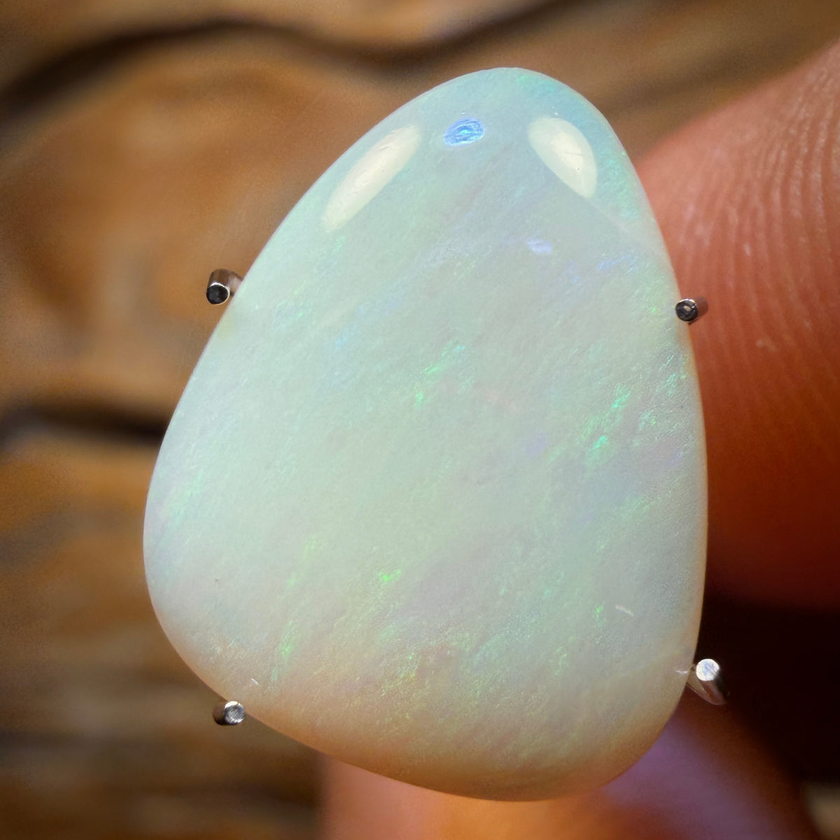 2.9cts - South Australian White Opal from Coober Pedy