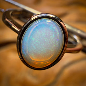 🔨 AUCTION 🔨 Sterling Silver - South Australian Crystal Opal Ring