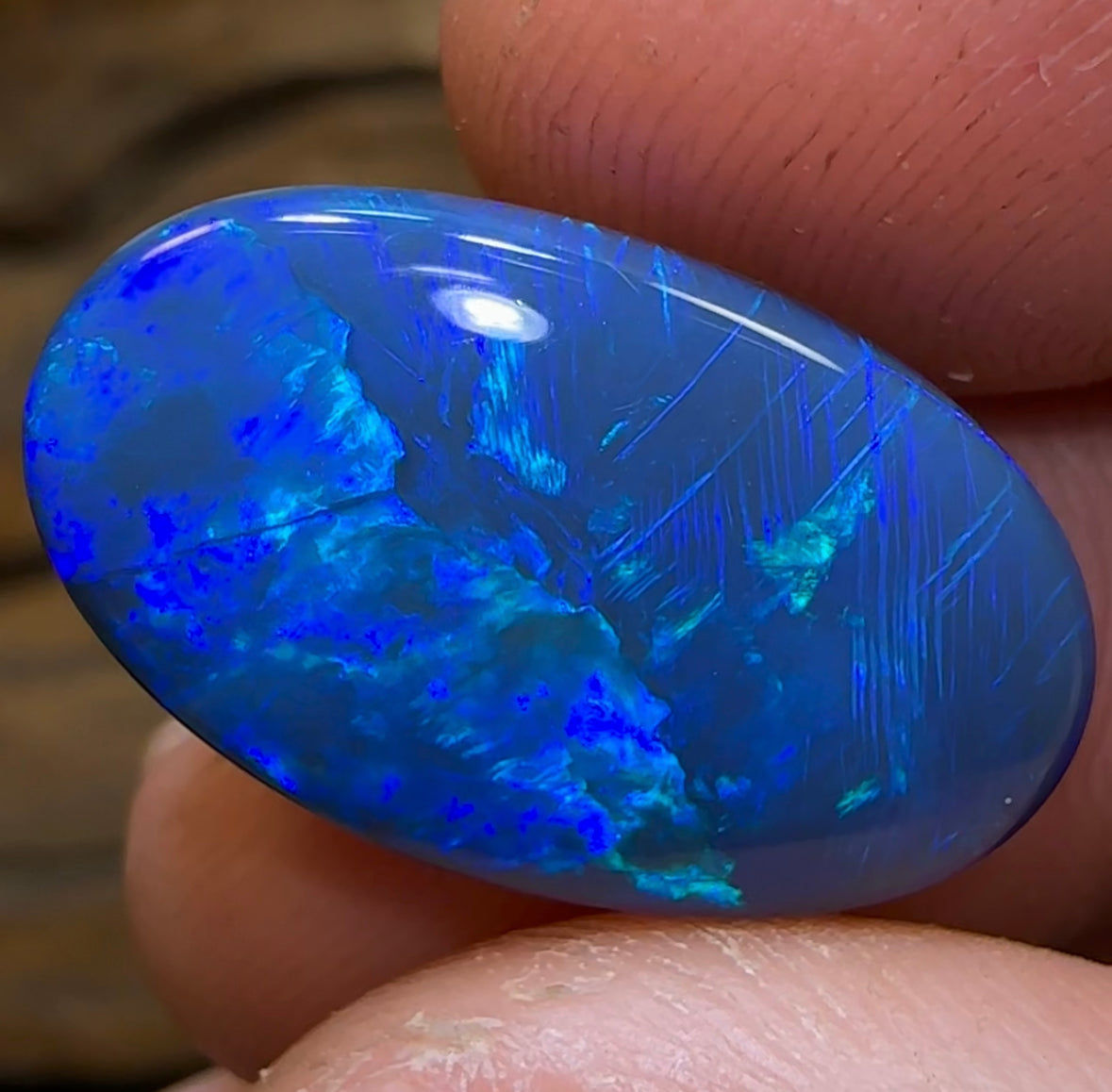 9.6cts - Lightning Ridge Black Opal - Opal Whisperers