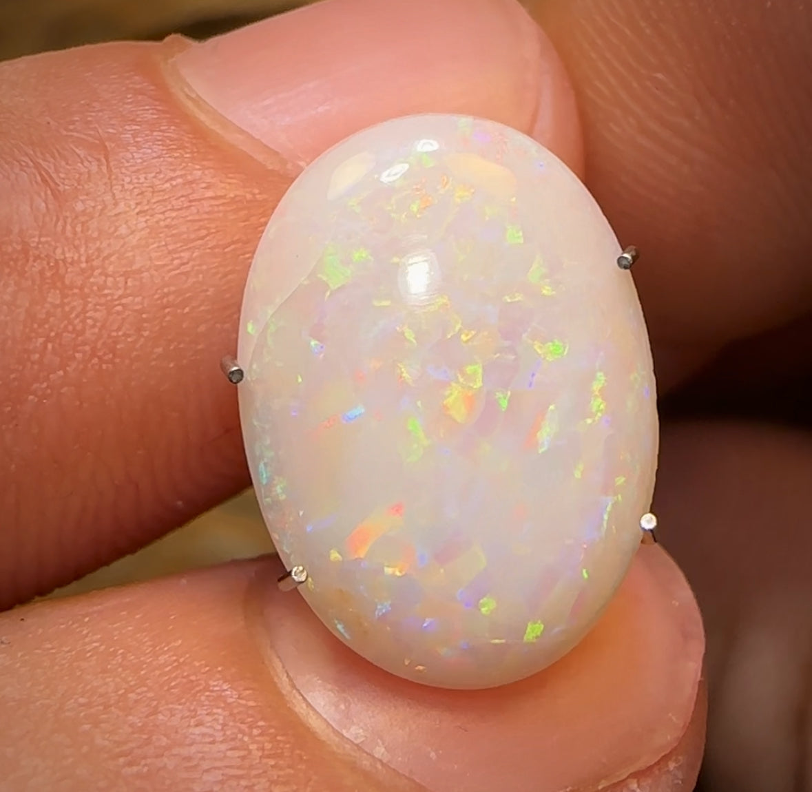 Auction Fall-Through = Your Gain! 🔥 Now More Than 50% Off RRP 🚨  4.15cts - South Australian White Opal. RECUTTER’S DELIGHT