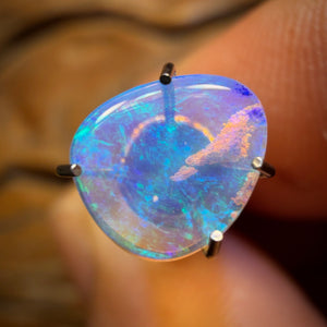 0.7cts - Solid Australian Boulder Pipe Crystal Opal Bargain