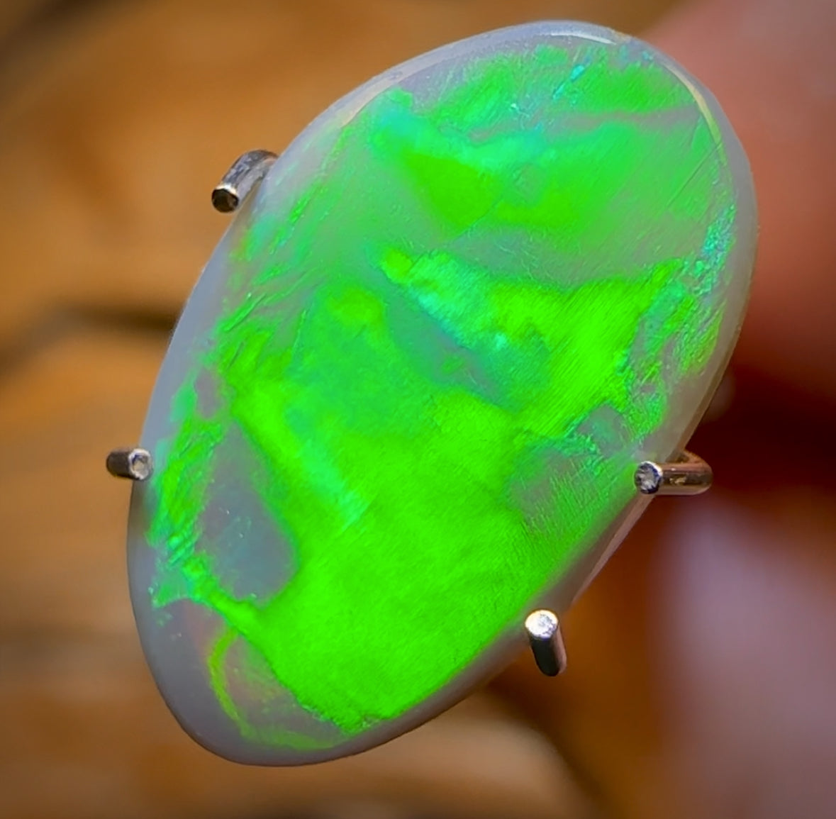 1.95cts - “Green flash 1”GEM Lightning Ridge Dark Opal