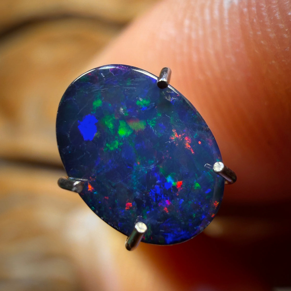 0.75cts - Australian Black Boulder Opal Doublet