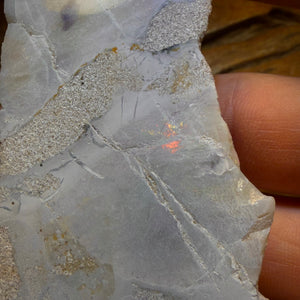 304,2 cts – Poliertes Opal-Muster aus Mintabie, Südaustralien