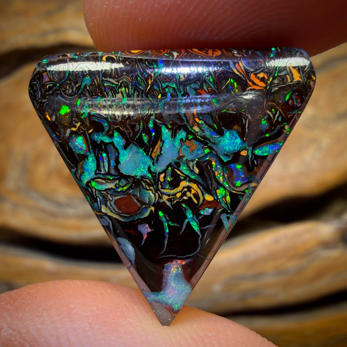23.6cts - TOP Tribal Australian Boulder Opal