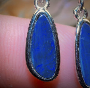 Ohrhaken aus Sterlingsilber mit australischem Boulder-Opal-Doublet