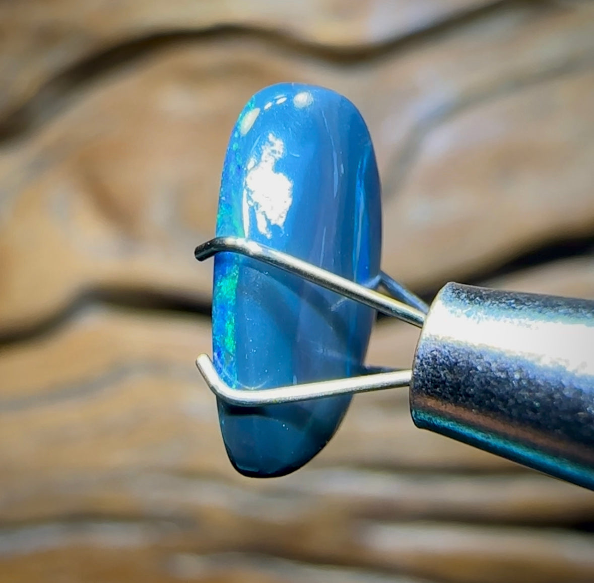 1.8cts - Australian Black Opal from Lightning Ridge - Opal Whisperers