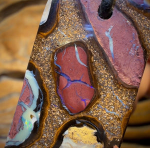 Collier en opale boulder du Queensland, style tribal, percé, 44 x 20 mm