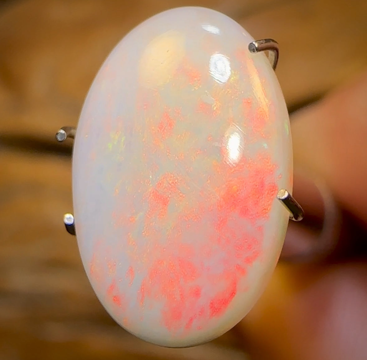 3.05cts - South Australian White Opal. Red Broadflash!