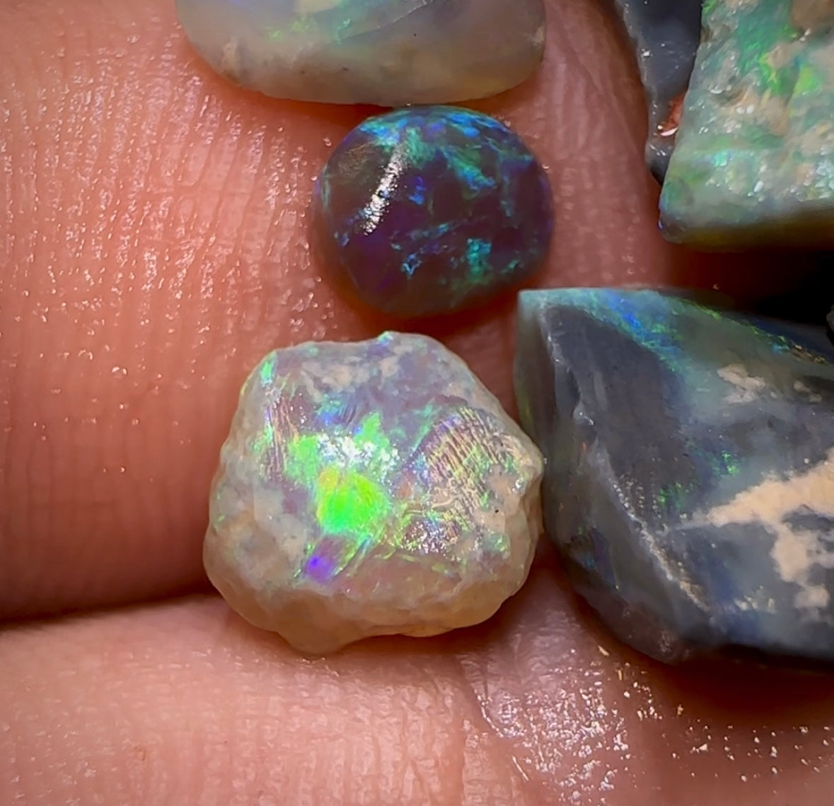 22.6cts - 7x Lightning Ridge Crystal, Dark and Black Opal Rubs Parcel - Opal Whisperers