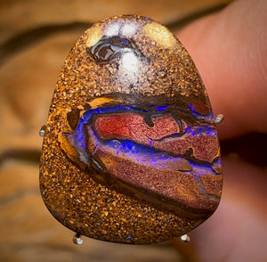 9.05cts - “Purple Bean”Yowah Nut Conglomerate Opal BARGAIN