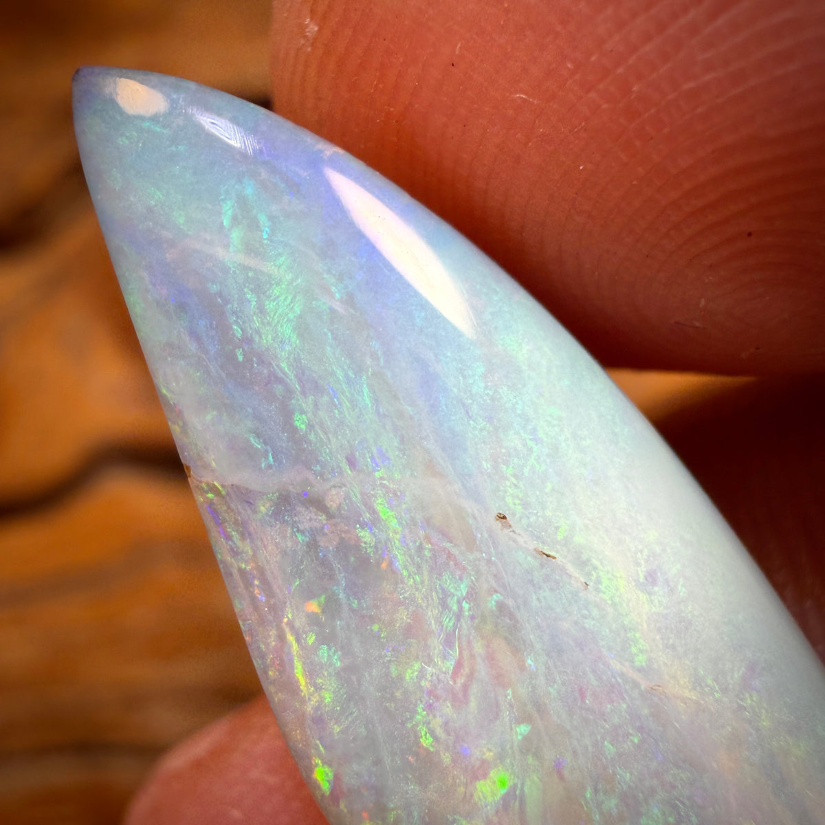 19.5cts - Queensland Boulder Seam Opal. Ice Blue Australian Opal