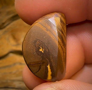 22.6cts - GEM Queensland Boulder Seam Opal Midnight Blue Seascape with Red Fire