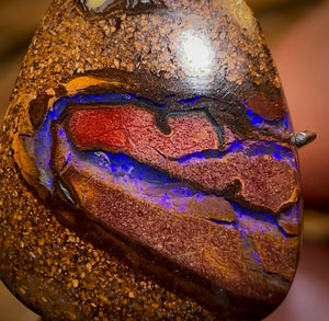 9.05cts - “Purple Bean”Yowah Nut Conglomerate Opal BARGAIN