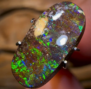 New price 50% Off RRP 🚨 3.5cts - Queensland Boulder Seam Opal from Winton