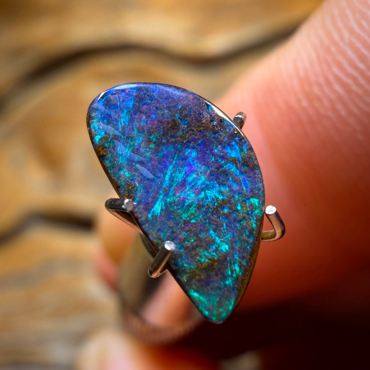 Banger Wildcard! 1.6cts - Queensland Boulder Seam Opal. Australian Opal