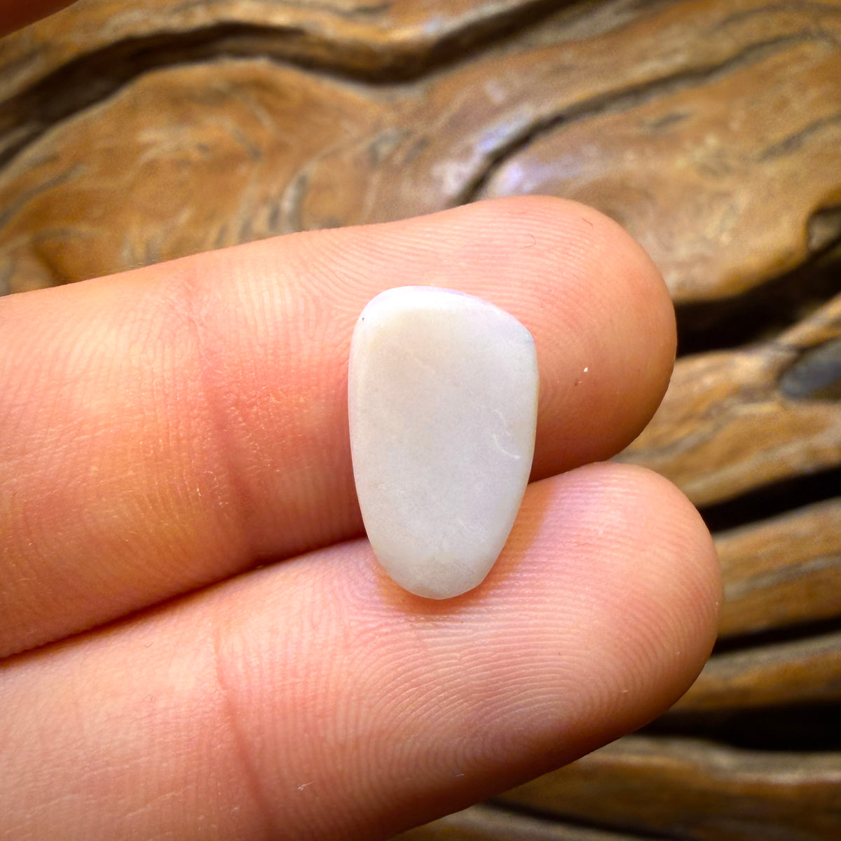 3.4cts - Top South Australian White Opal from Coober Pedy