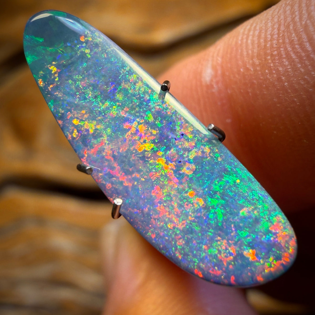3.7cts - Australian Boulder Opal Doublet