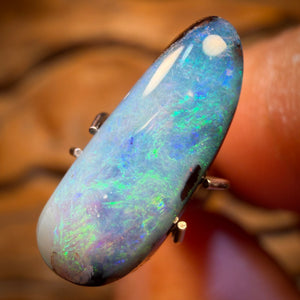 Wild Card! 3.2cts - Queensland Boulder Seam Opal. Australian Opal