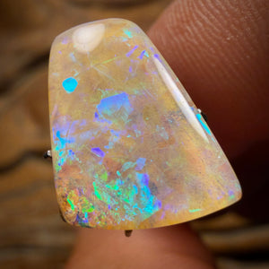7.7cts - Queensland Boulder Opal. Australian Opal