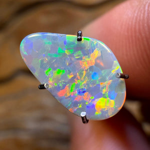 0.75cts - South Australian Crystal Opal from Andamooka