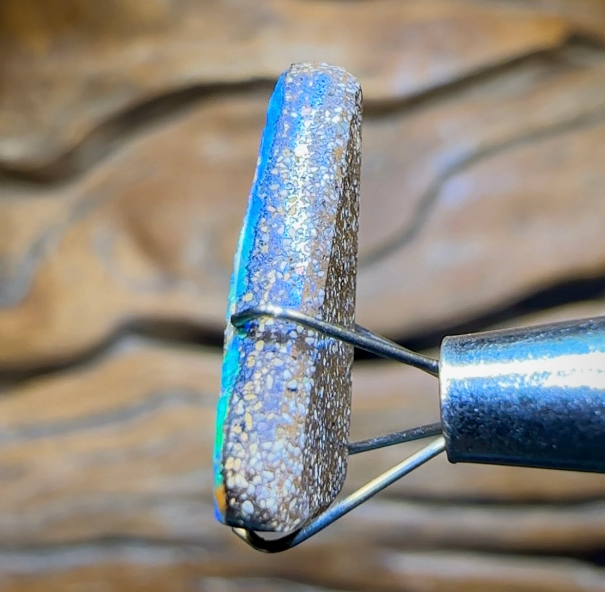 3.4cts - Queensland Boulder Opal from Winton. Reef Pattern - Opal Whisperers