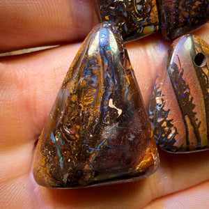 🔒157.8cts - 5x Drilled Tribal Queensland Boulder Opals. BARGAIN Wholesale Parcel