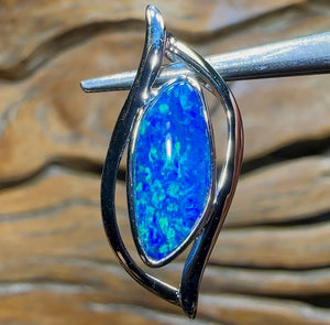 14k White Gold - Queensland Boulder Doublet Opal Pendant - Opal Whisperers