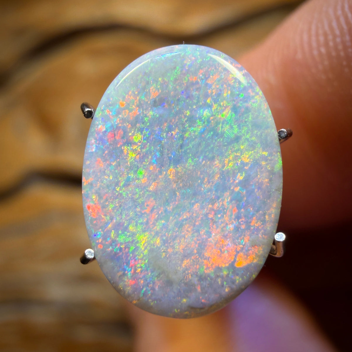 3.2cts - Dark Opal from Lightning Ridge