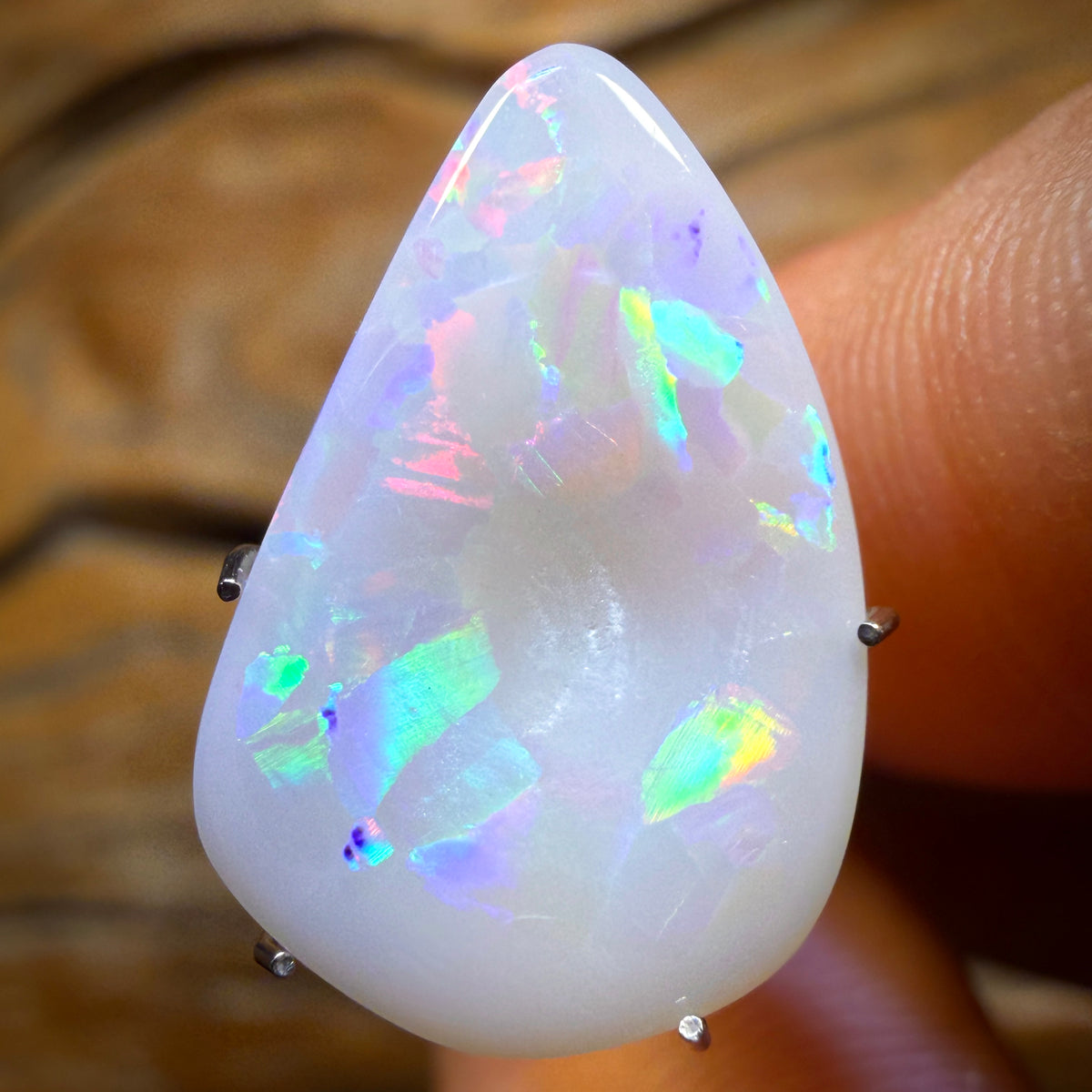 3.2cts - South Australian White Opal from Coober Pedy