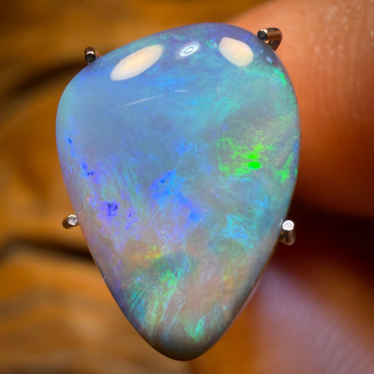 3.3cts - Lightning Ridge Dark Opal