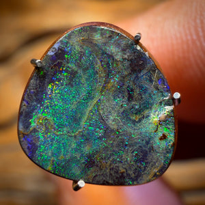 3.5cts - Queensland Boulder Seam Opal. Australian Opal
