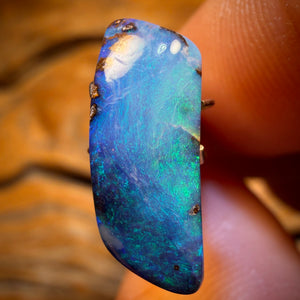 3.9cts - Australian Boulder Seam Opal