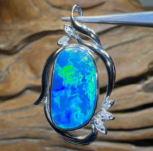 18k White Gold - TOP Australian Boulder Opal Doublet Pendant Heritage Collection - Opal Whisperers