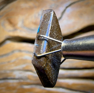 5.2cts - Queensland Boulder Seam Opal. Reef Pattern!