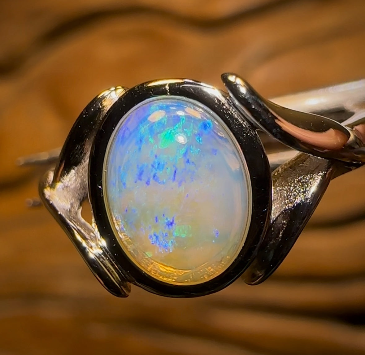 Sterling Silver - South Australian Crystal Opal Ring