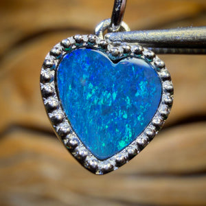 🔨 AUCTION 🔨 Sterling Silver - “Beading Heart” Queensland Boulder Opal Doublet Pendant. Antique Style Beaded Design