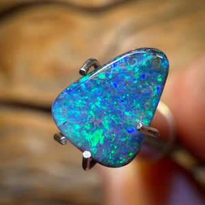 0.9cts - Australischer Boulder Seam Opal aus Winton
