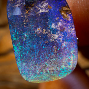 5.9cts - Queensland Boulder Seam Opal. Australian Opal