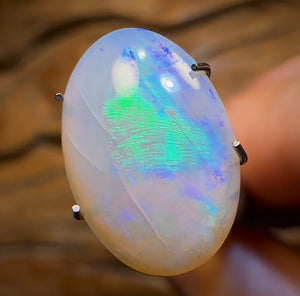 3.1cts - Lightning Ridge Crystal Opal